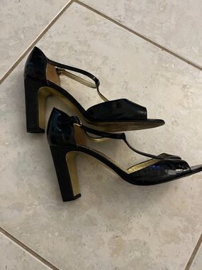 Juicy Couture Black Patent T-Strap Block Heels